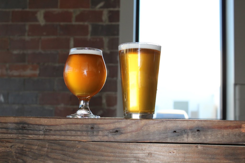 Lost Way Brewery | restaurant | 614 3rd Ave, Holdrege, NE 68949, USA | 3089950503 OR +1 308-995-0503