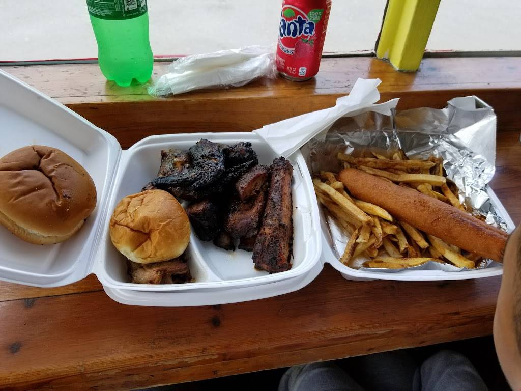 Ronnies BBQ | restaurant | 2097 New Market Rd, Henrico, VA 23231, USA | 8045071917 OR +1 804-507-1917