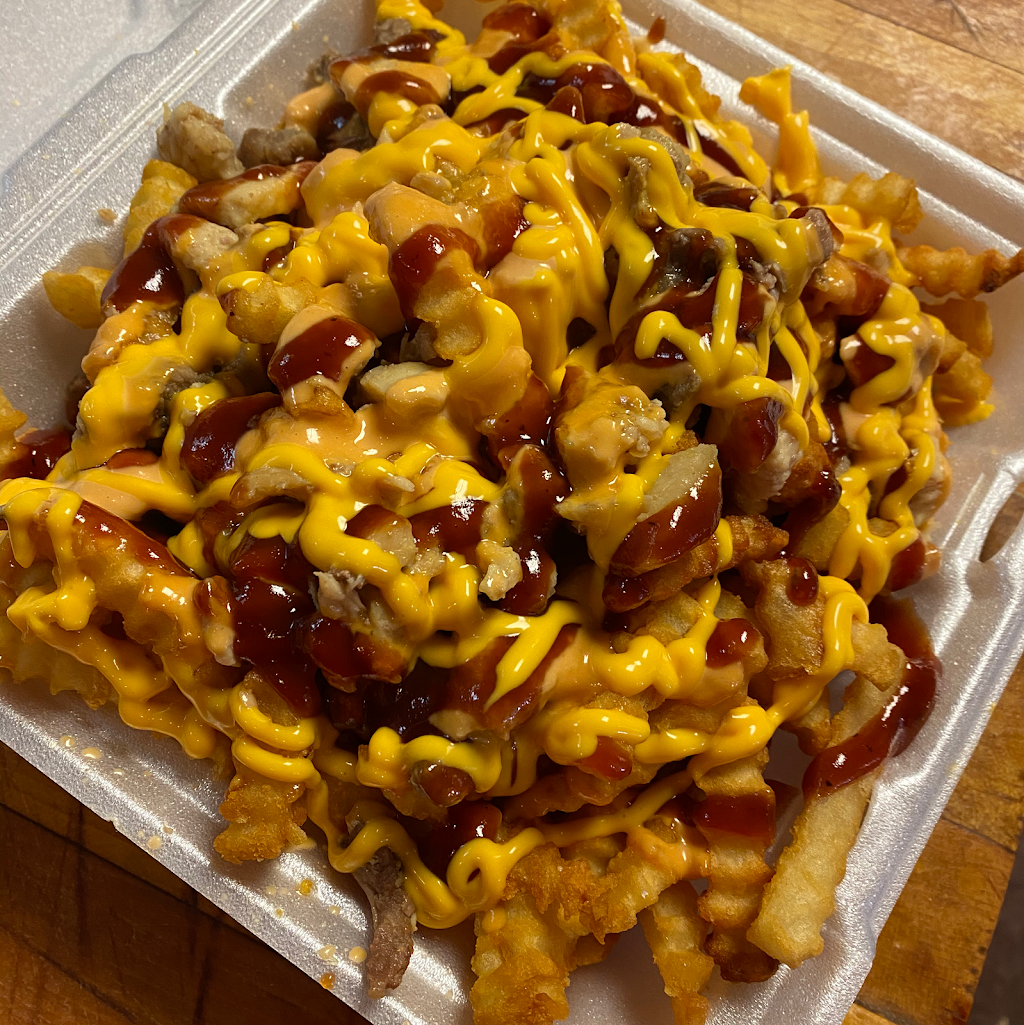 La Casa Del Mofongo y Algo Mas | restaurant | 1518 Long Ave, Lorain, OH 44052, USA | 4402220375 OR +1 440-222-0375