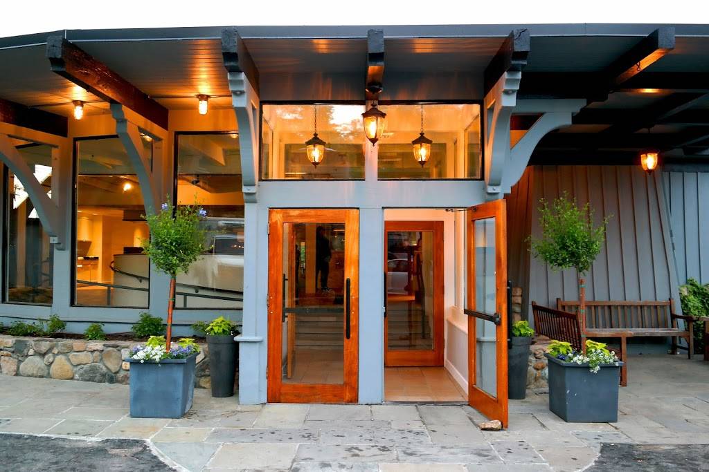 Atlantica Restaurant | restaurant | 44 Border St, Cohasset, MA 02025, USA | 7813830900 OR +1 781-383-0900