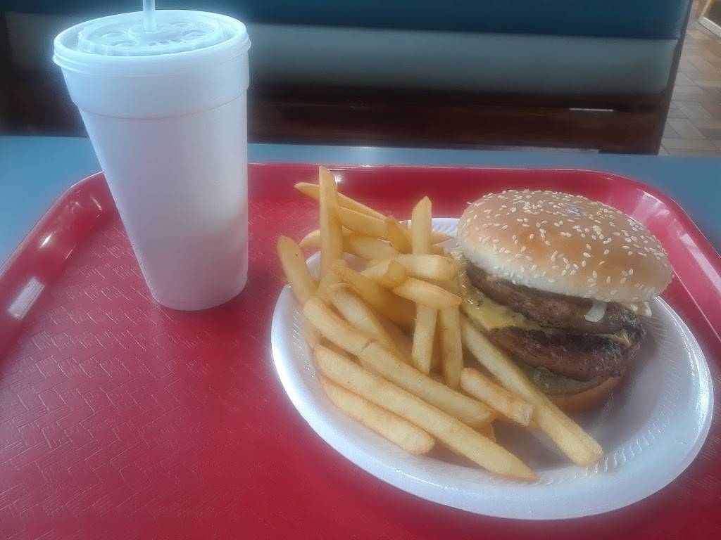 The Patio | restaurant | 7206 E Washington St, Indianapolis, IN 46219, USA | 3173518790 OR +1 317-351-8790