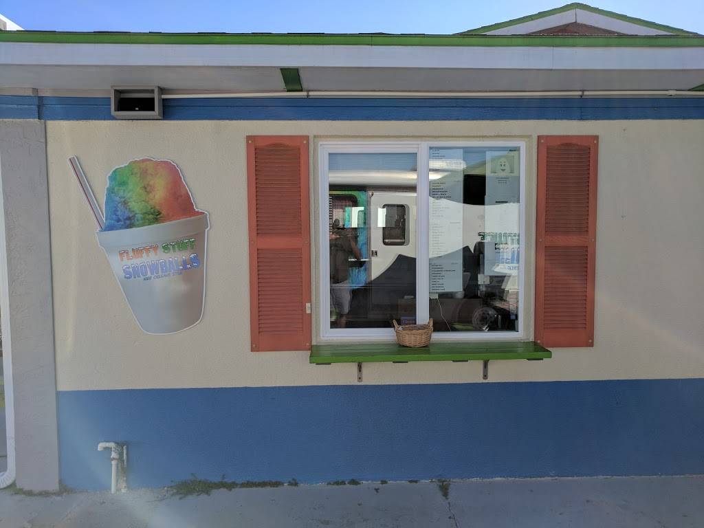 Fluffy Stuff Snowballs & Ice Cream - New Orleans Style | restaurant | 300 W Interlake Blvd, Lake Placid, FL 33852, USA | 8634650935 OR +1 863-465-0935