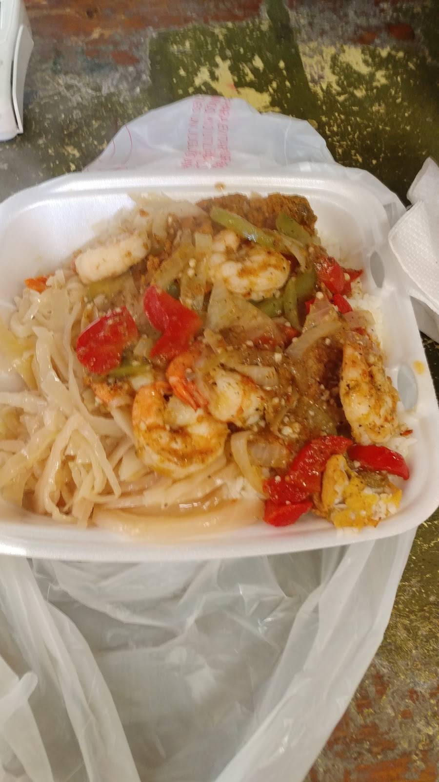 Island Mix | restaurant | 883 Jefferson Ave, Buffalo, NY 14204, USA | 7163809115 OR +1 716-380-9115