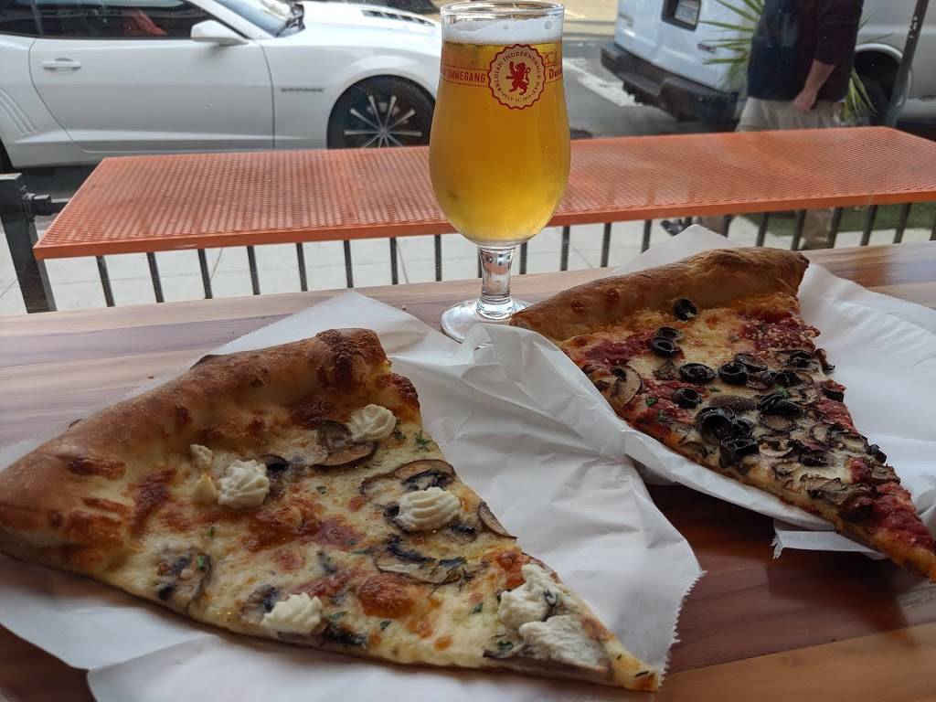 Raymond’s Pizzeria | restaurant | 130 Railroad Ave, Richmond, CA 94801, USA | 5106094961 OR +1 510-609-4961