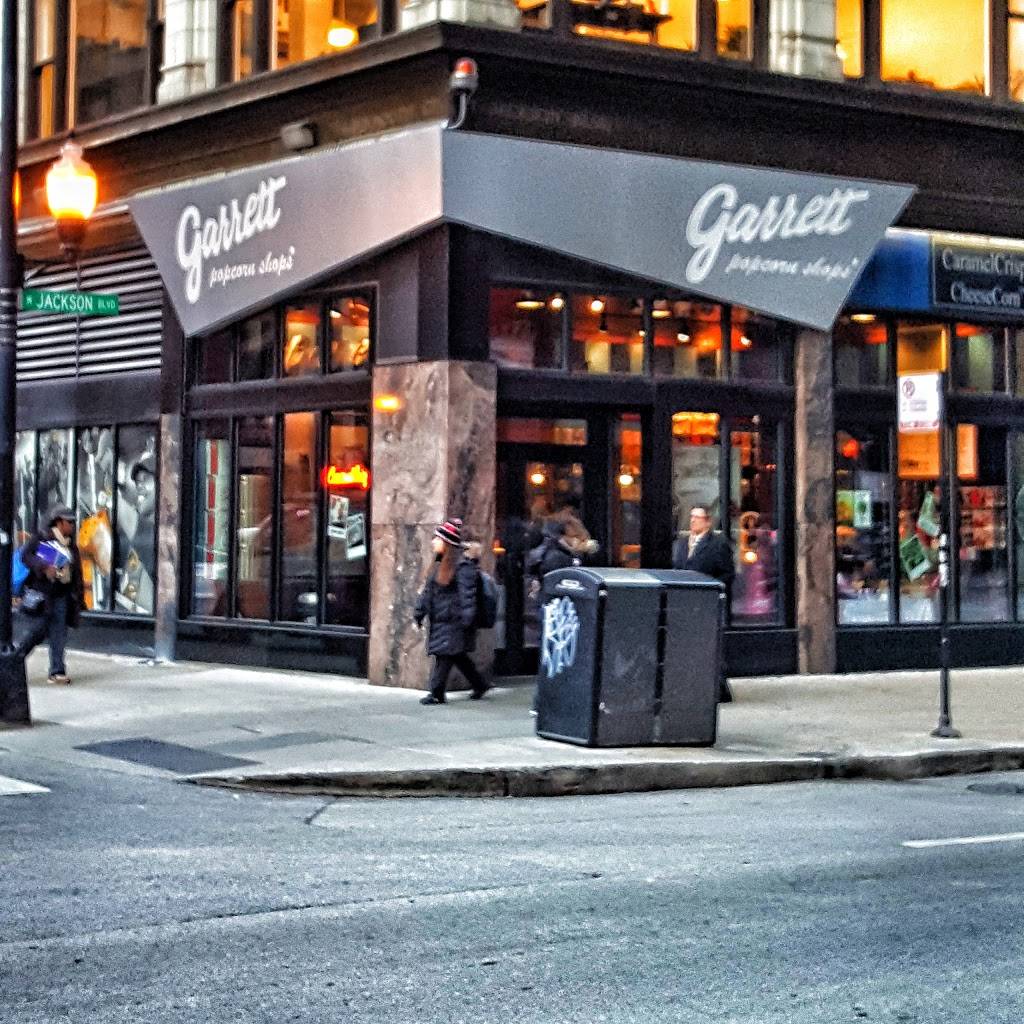 Garrett Popcorn Shops | meal takeaway | 27 W Jackson Blvd, Chicago, IL 60604, USA | 8884767267 OR +1 888-476-7267