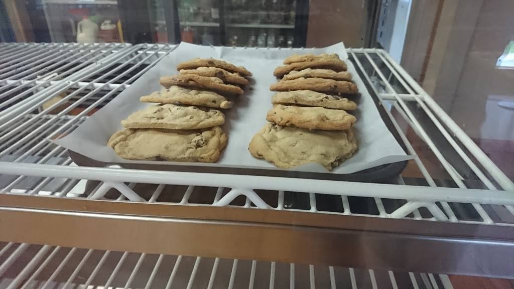 Greenwood Bakery & Deli | restaurant | 101 Main St, Richford, VT 05476, USA | 8028489000 OR +1 802-848-9000