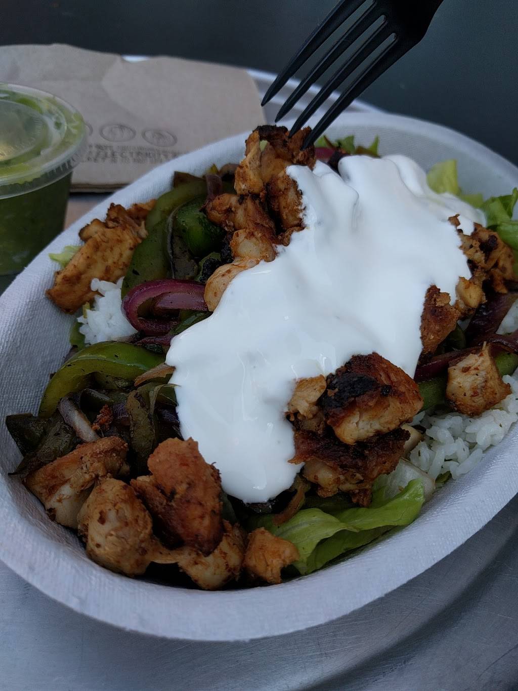 Chipotle Mexican Grill | restaurant | 601 N Martingale Rd #330, Schaumburg, IL 60173, USA | 8475178670 OR +1 847-517-8670