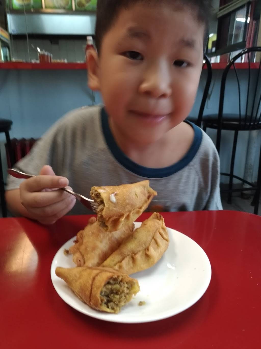 Palacio De Las Empanadas | restaurant | 4219 College Point Blvd, Flushing, NY 11355, USA | 7186611080 OR +1 718-661-1080