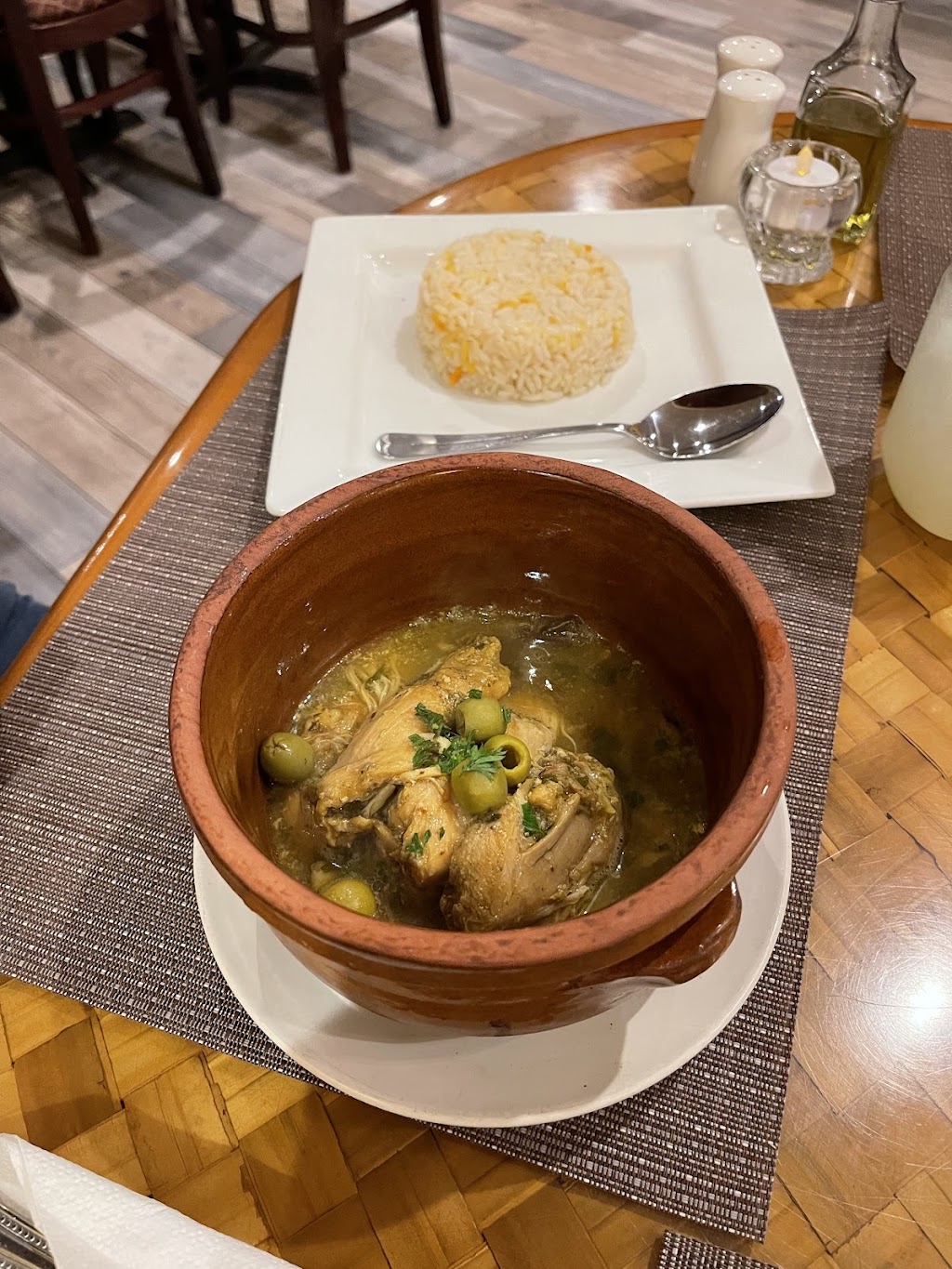 Aya Mediterranean Cuisine | restaurant | 936 E New Haven Ave, Melbourne, FL 32901, USA | 3213277061 OR +1 321-327-7061