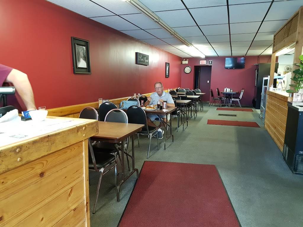 Captains Table Restaurant | restaurant | 8 Front St E, Hastings, ON K0L 1Y0, Canada | 7056963993 OR +1 705-696-3993