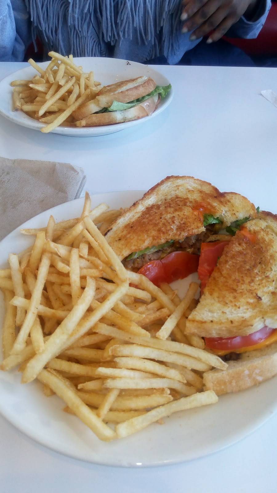 Steak n Shake | restaurant | 4040 Carothers Pkwy, Franklin, TN 37067, USA | 6155957955 OR +1 615-595-7955