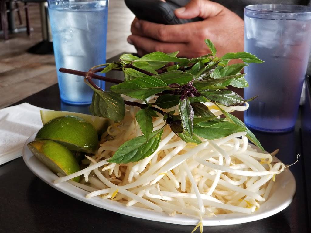 Phở Saigon Bay Restaurant | restaurant | 5756 Pacific Ave #14, Stockton, CA 95207, USA | 2094775972 OR +1 209-477-5972