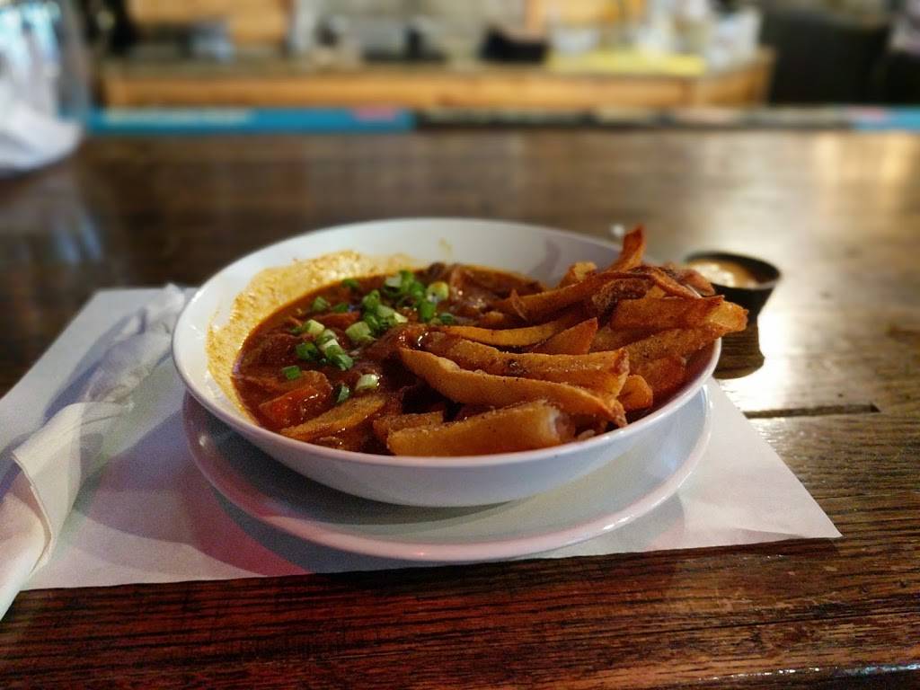 Busters Bistro | restaurant | 300 Sanford Ave, Sanford, FL 32771, USA | 4077326880 OR +1 407-732-6880