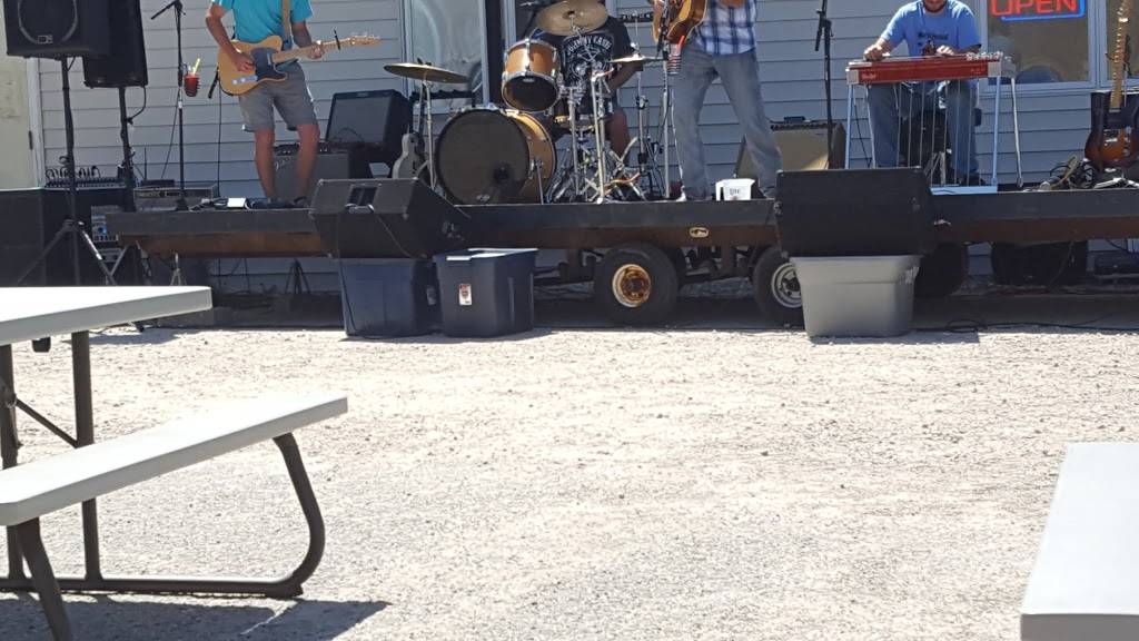 Clarks Bar & Restaurant | restaurant | 131 W Main St, Forestville, WI 54213, USA | 9208566950 OR +1 920-856-6950