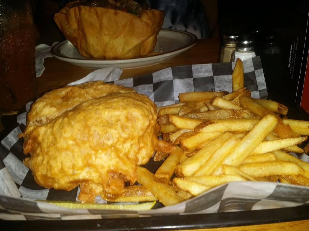 Easy Street Inn Food & Spirits | restaurant | 275 N Paw Paw St, Coloma, MI 49038, USA | 2694683515 OR +1 269-468-3515