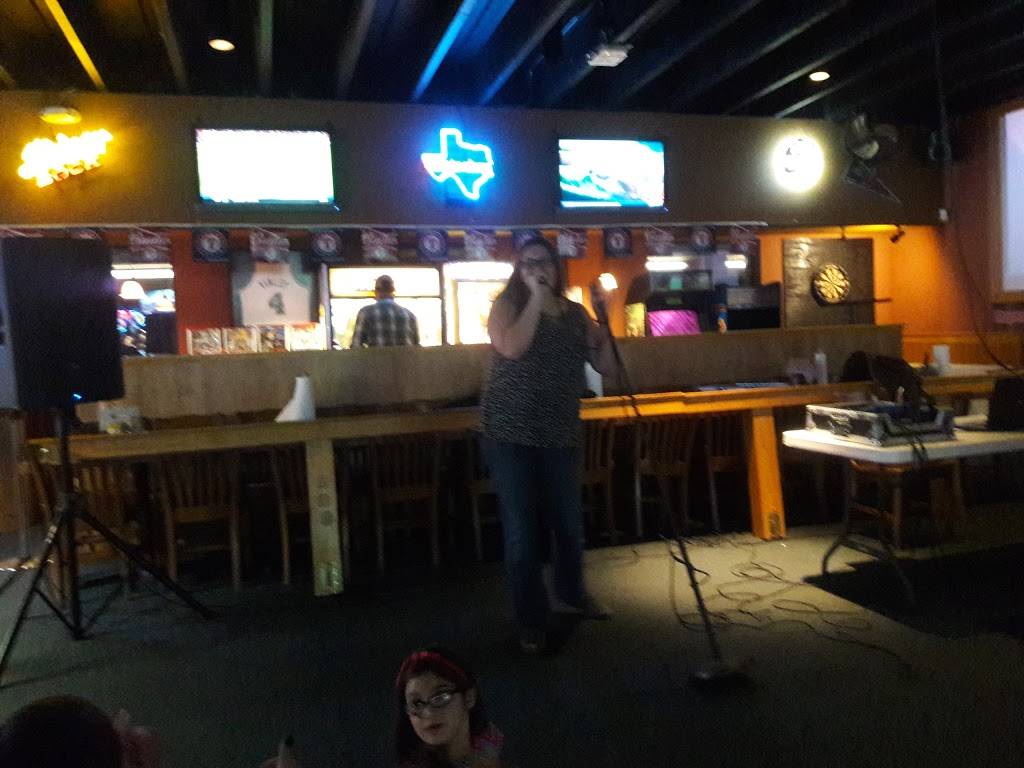 Big Sams Grill & Bar | restaurant | 10514 Leopard St, Corpus Christi, TX 78410, USA | 3612411234 OR +1 361-241-1234