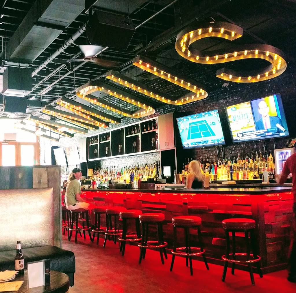 Famous Saloon | restaurant | 110 2nd Ave N, Nashville, TN 37201, USA | 6159335000 OR +1 615-933-5000