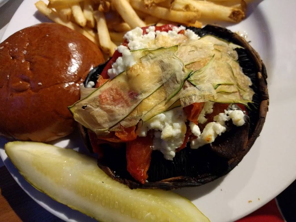 Warehouse Eatery | night club | 833 Deerfield Rd, Deerfield, IL 60015, USA | 8473170180 OR +1 847-317-0180