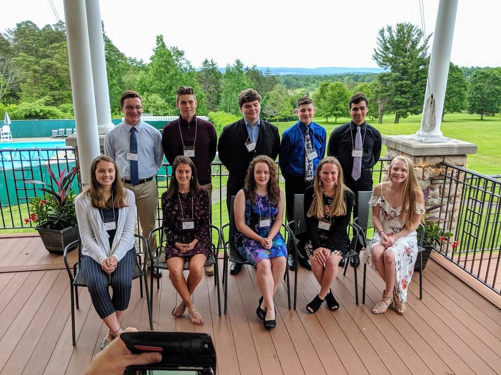 Moonbrook Country Club | restaurant | 2879 N Main Street Ext, Jamestown, NY 14701, USA | 7164841935 OR +1 716-484-1935