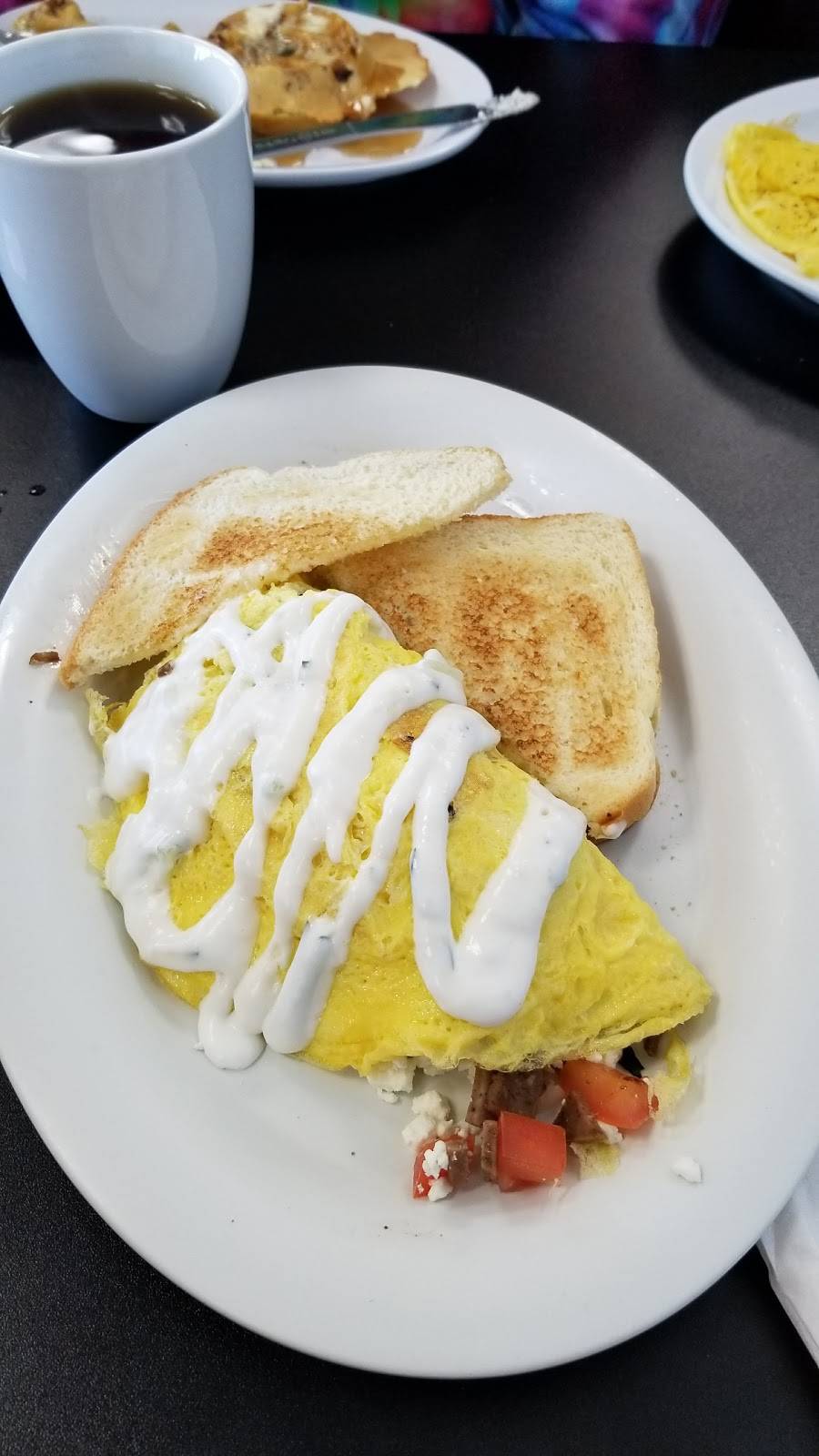 Waffle Company | restaurant | 4115a Broadway St, Mt Vernon, IL 62864, USA | 6182426047 OR +1 618-242-6047