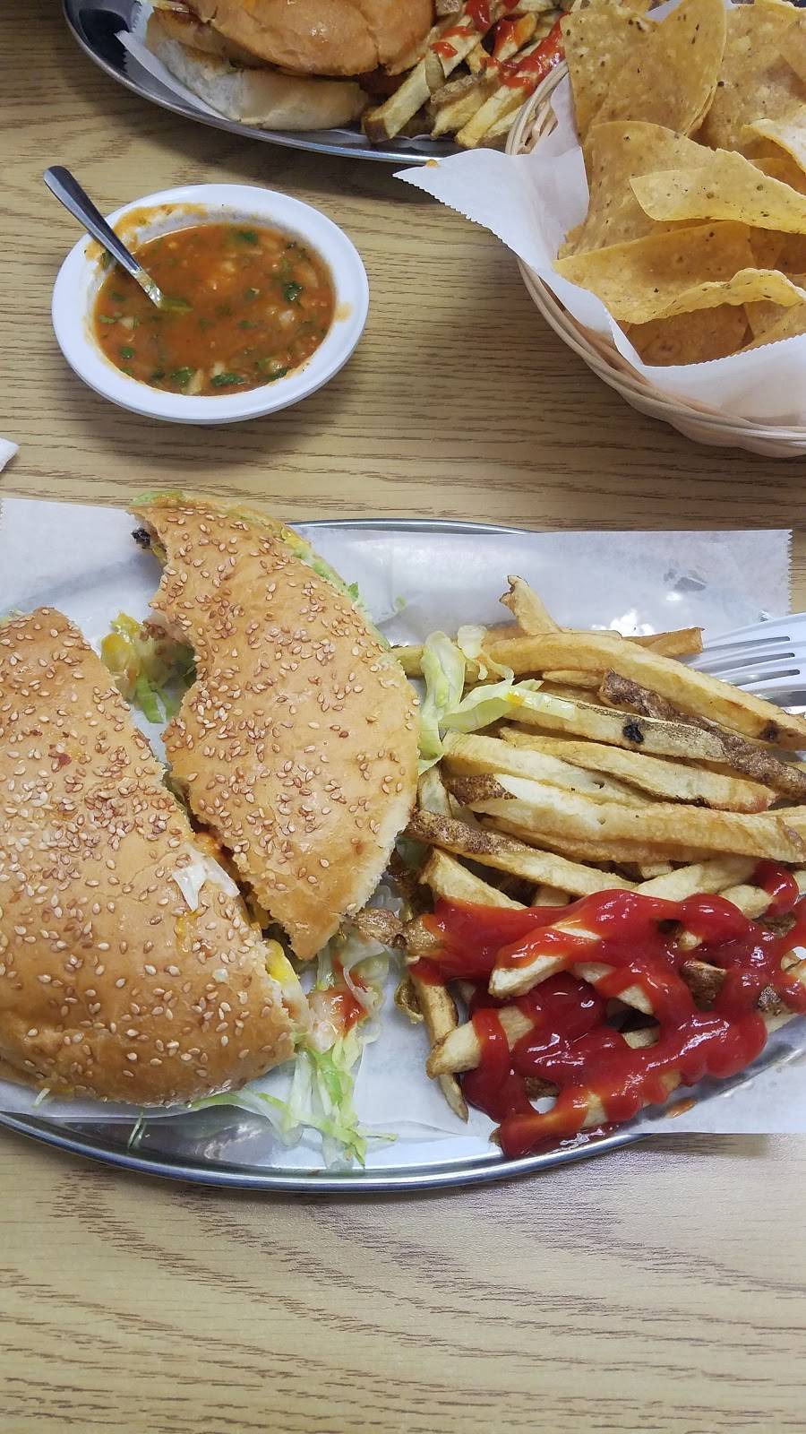 Taqueria El Duranguito | restaurant | 402 Lake St, Maywood, IL 60153, USA | 7083434584 OR +1 708-343-4584