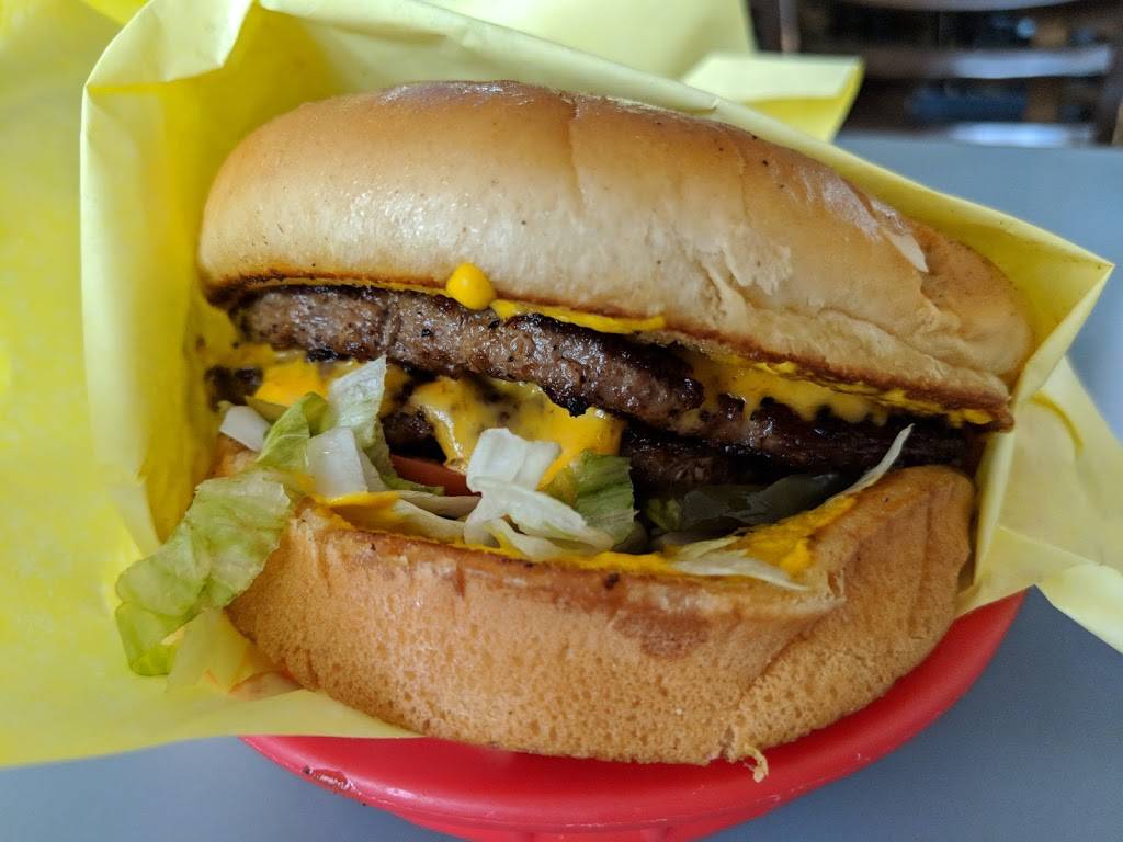 Candys Old Fashion Burgers | restaurant | 115 S Flores St, San Antonio, TX 78204, USA | 2102229659 OR +1 210-222-9659