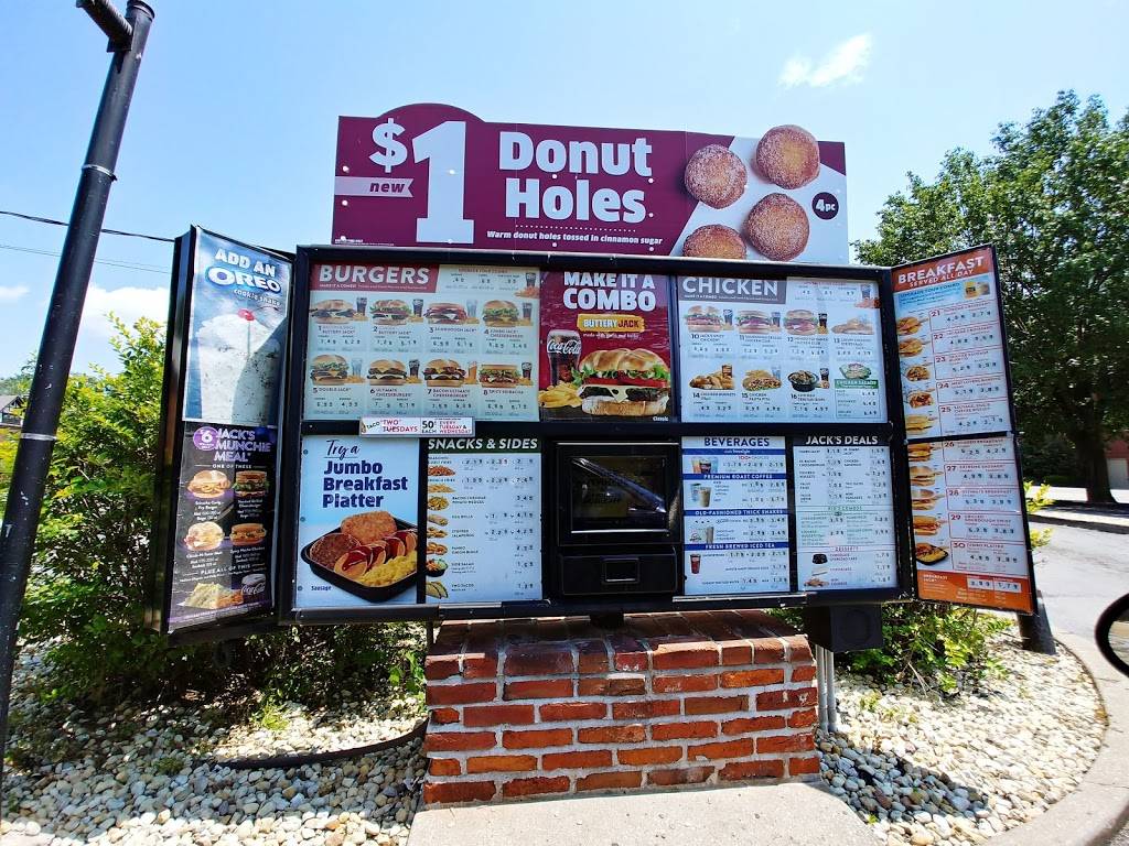 Jack in the Box | restaurant | 2163 S Grand Ave, St. Louis, MO 63104, USA | 3147731553 OR +1 314-773-1553