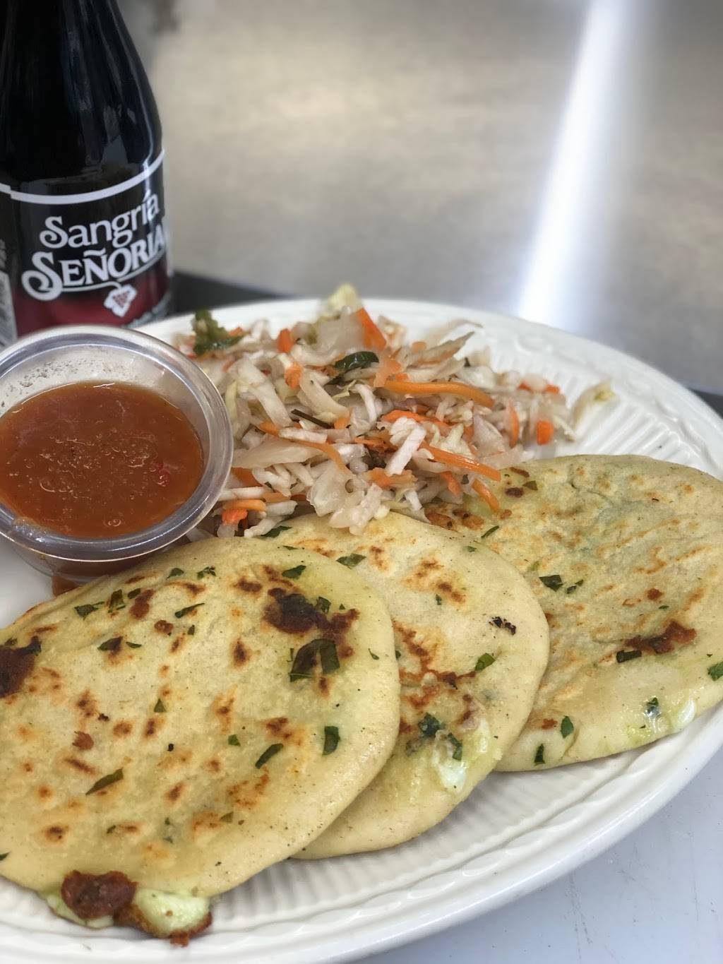 Yolys Tacos y Más Inc | restaurant | 1024 W Madison Ave, Arkansas City, KS 67005, USA | 6205067985 OR +1 620-506-7985