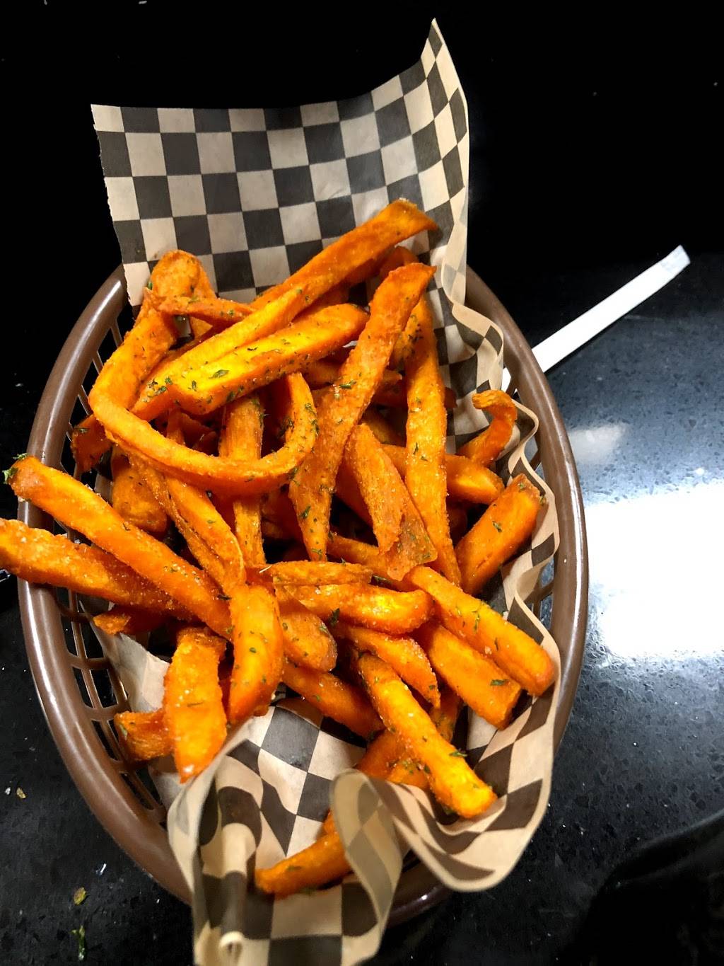 Cosmos Burgers | restaurant | 3831 Crowell Rd, Turlock, CA 95382, USA | 2096649458 OR +1 209-664-9458