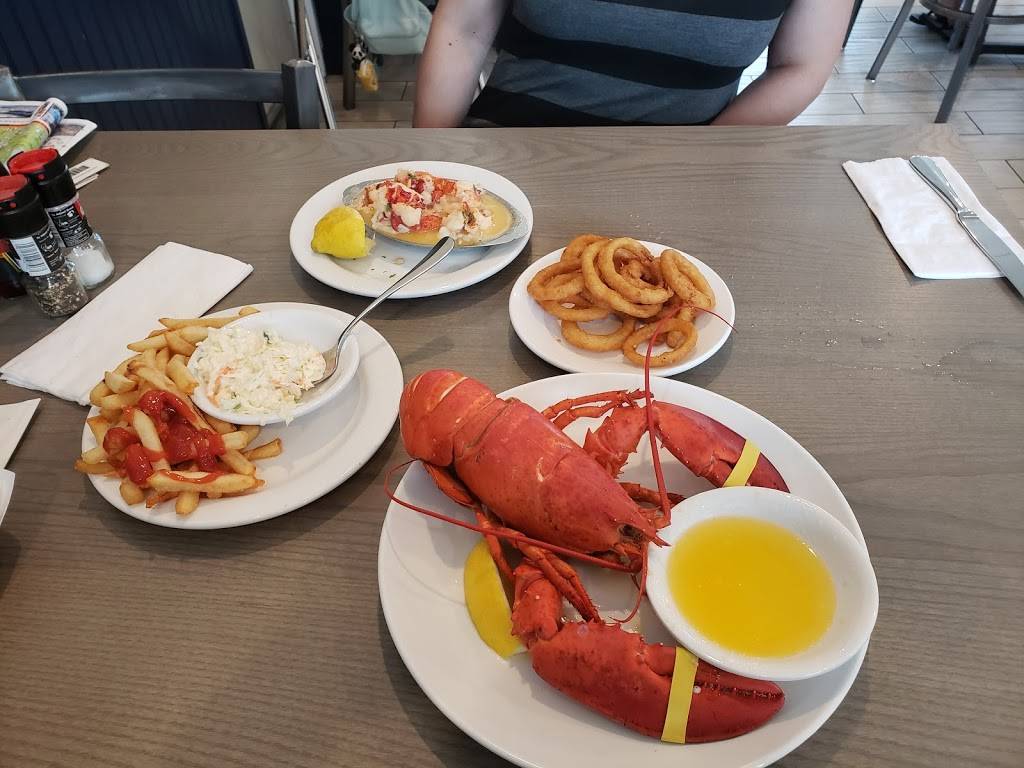 Port Side Restaurant | restaurant | 5627, 321 Great Island Rd, Narragansett, RI 02882, USA | 4017833821 OR +1 401-783-3821