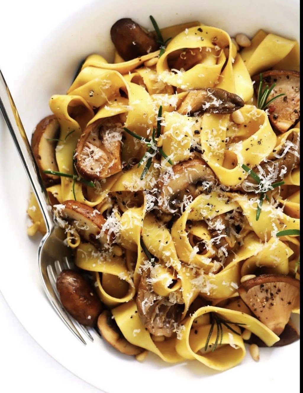 Brasserie Benelux | restaurant | 390 Broadway A, Saratoga Springs, NY 12866, USA | 5186826950 OR +1 518-682-6950