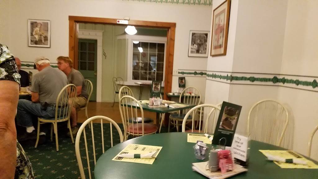 Schoolhouse Lunchroom | restaurant | 8336 Monroe Rd, Lambertville, MI 48144, USA | 7348548810 OR +1 734-854-8810