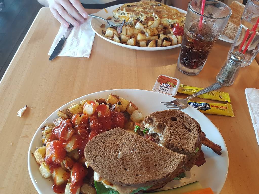 Sunset Grill | restaurant | 367 Cundles Rd E, Barrie, ON L4M 0G9, Canada | 7057379004 OR +1 705-737-9004