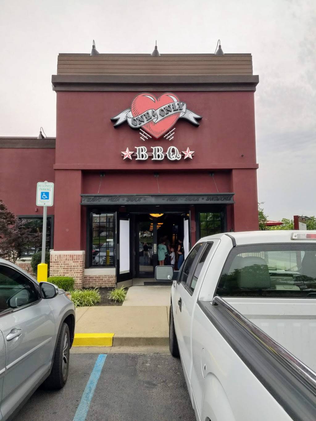 One & Only BBQ | restaurant | 6575 Airways Blvd, Southaven, MS 38671, USA | 6623499981 OR +1 662-349-9981