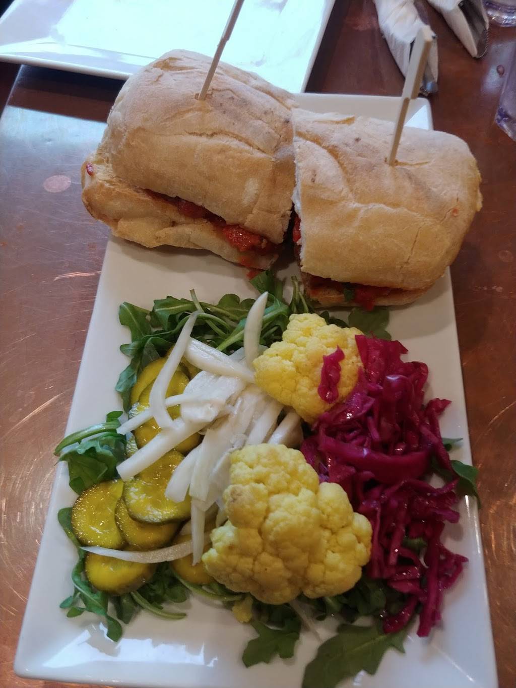 Hey Neighbor Pizza House | restaurant | 1621 E 19th Ave, Eugene, OR 97403, USA | 5415059302 OR +1 541-505-9302