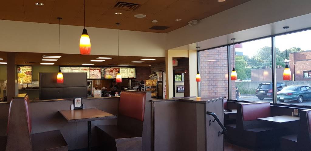 Papa Ginos | restaurant | 35 Commercial Street, Leominster, MA 01453, USA | 9785374430 OR +1 978-537-4430