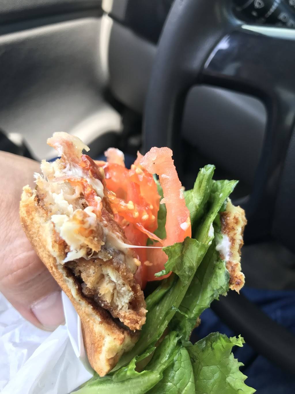 Jack in the Box | restaurant | 1000 W Rosecrans Ave, Gardena, CA 90247, USA | 3105383149 OR +1 310-538-3149