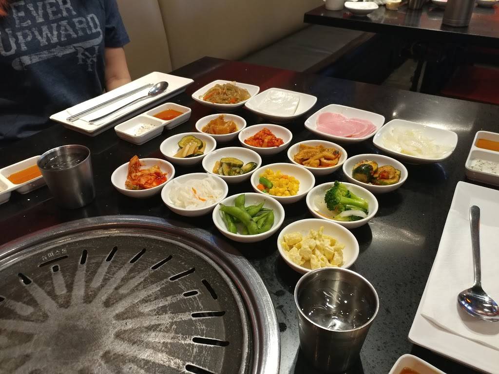 Mr BBQ | restaurant | 305 N State College Blvd, Fullerton, CA 92831, USA | 7144410000 OR +1 714-441-0000