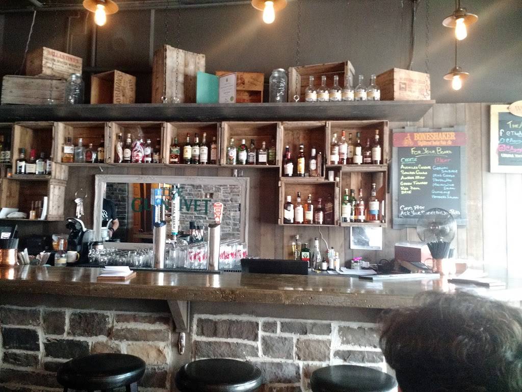 The Aging Oak | restaurant | 3 Queen St E, Cambridge, ON N3C 2A7, Canada | 5192607000 OR +1 519-260-7000