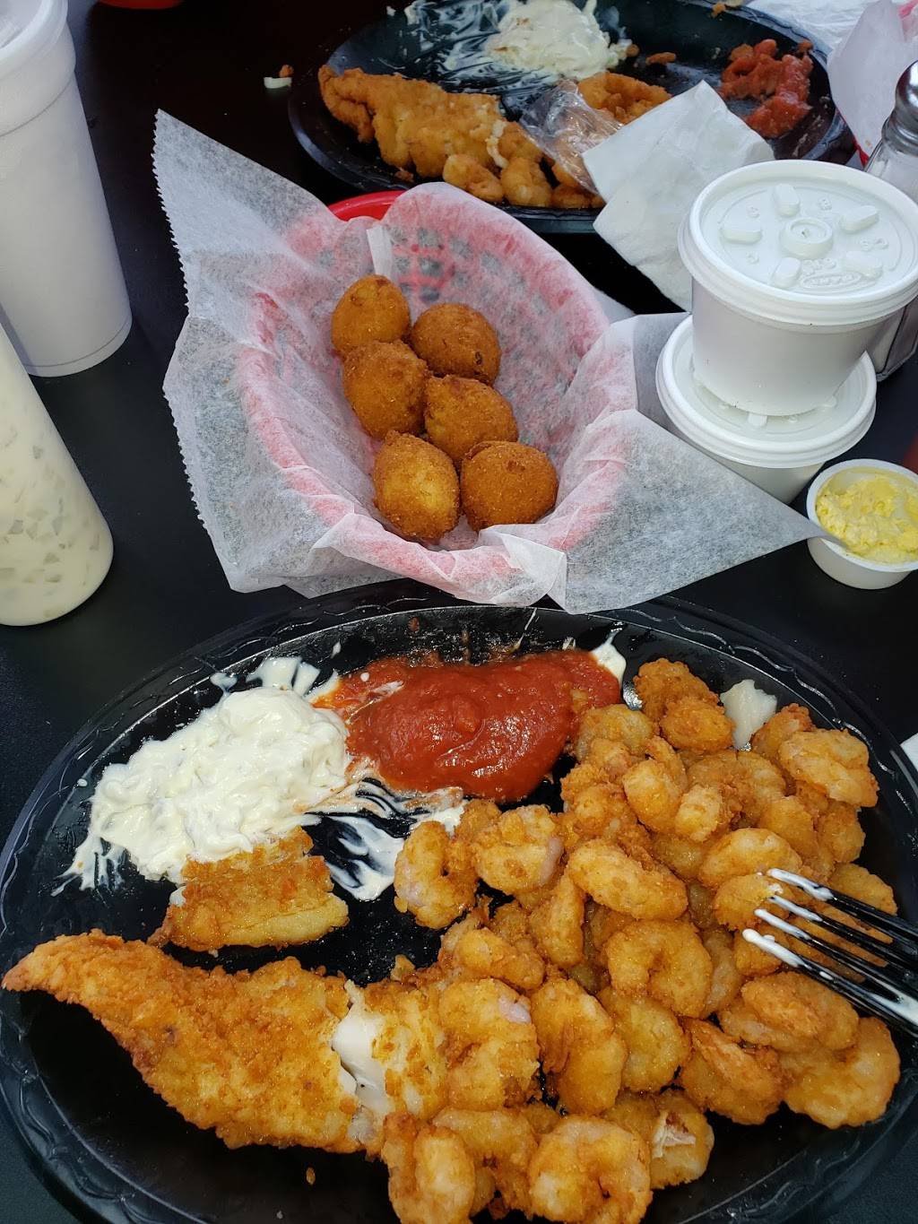 Shrimp and Company | restaurant | 101 Hueytown Plaza, Hueytown Rd, Hueytown, AL 35023, USA | 2054368181 OR +1 205-436-8181
