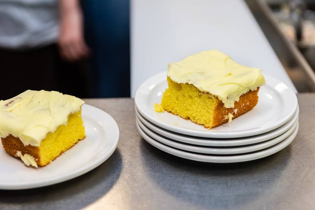 Sports Break | restaurant | 114 Crosscreek Connector, Greenwood, SC 29649, USA | 8642294110 OR +1 864-229-4110