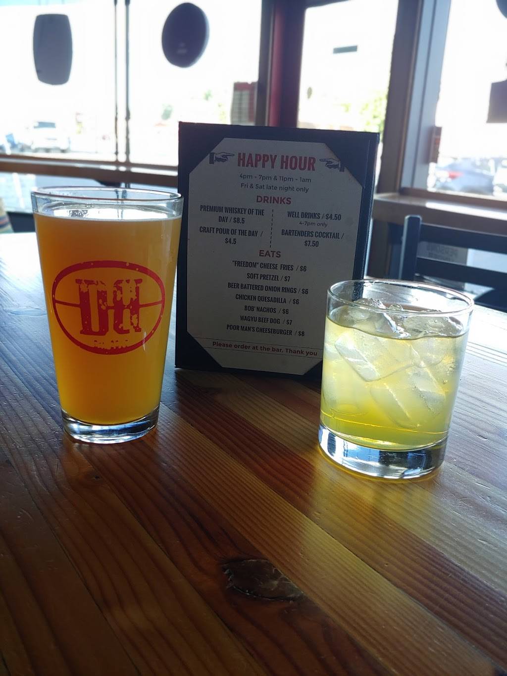 Double Barrel Taphouse | restaurant | 8308 NE Hwy 99, Vancouver, WA 98665, USA | 3604339867 OR +1 360-433-9867