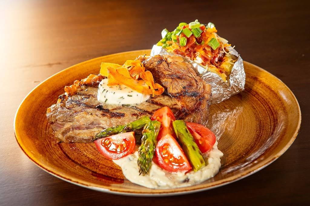 Copper Rock Craft Eatery | restaurant | 445 S Alvernon Way, Tucson, AZ 85711, USA | 5203235210 OR +1 520-323-5210