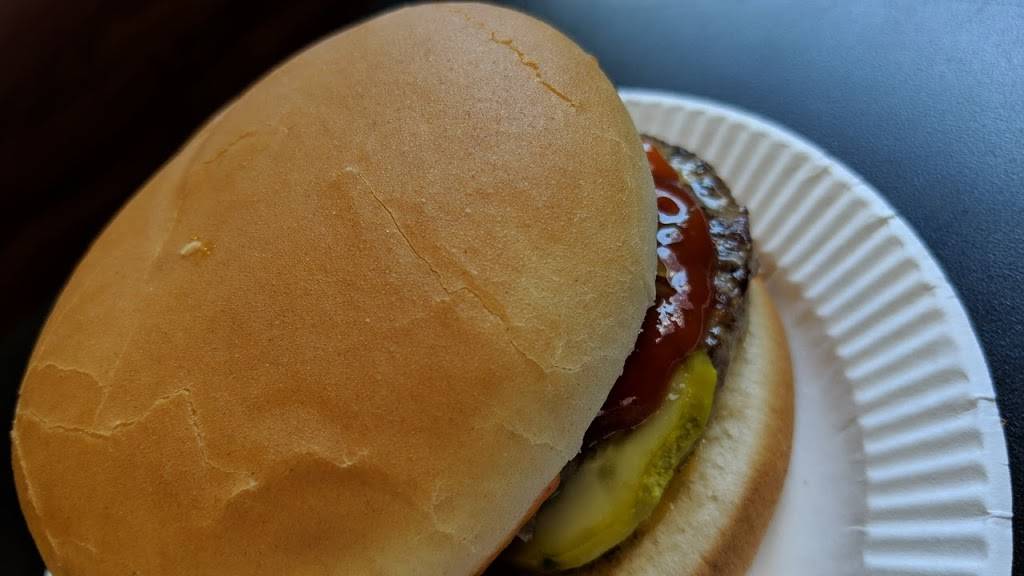 Georges Hot Dogs | meal takeaway | 5808 Herman Hill Rd, Hamburg, NY 14075, USA | 7166480320 OR +1 716-648-0320