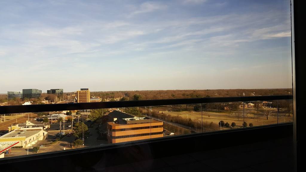 Crescent Club | restaurant | 6075 Poplar Ave Suite 909, Memphis, TN 38119, USA | 9016841010 OR +1 901-684-1010