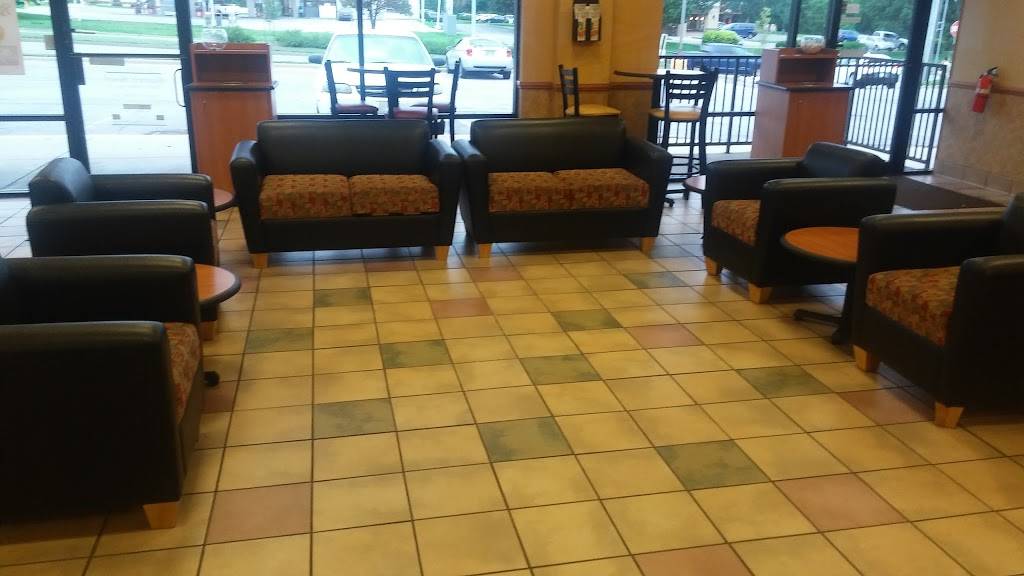 Subway | meal takeaway | 13507 South Murlen Road Store #122, Olathe, KS 66062, USA | 9133900110 OR +1 913-390-0110