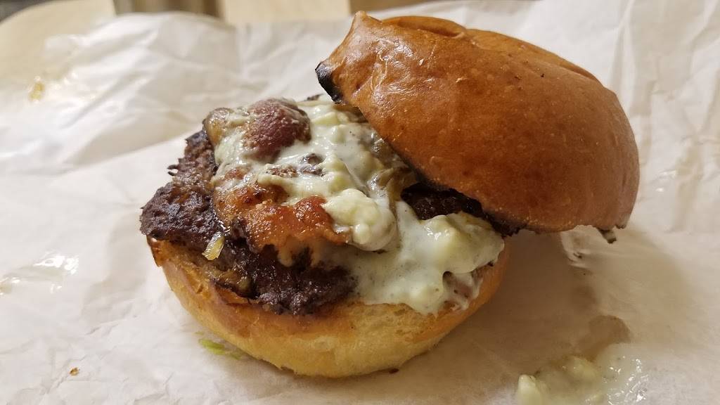 Skyway Grill | restaurant | 56 6th St E #213, St Paul, MN 55101, USA | 6512223990 OR +1 651-222-3990