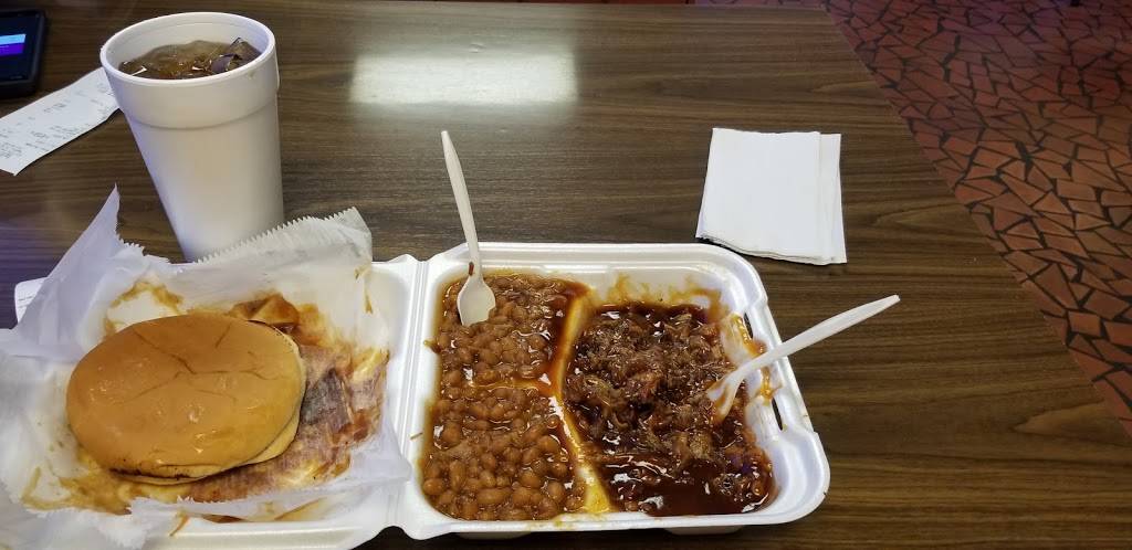 Big Bill BBQ | restaurant | 4101 Elvis Presley Blvd, Memphis, TN 38116, USA | 9015524502 OR +1 901-552-4502