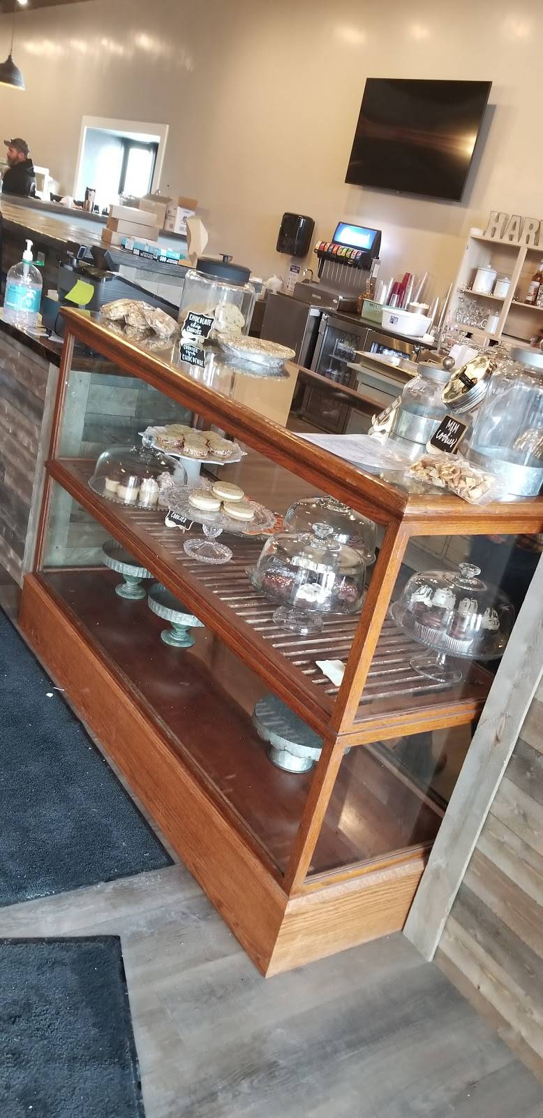 Harvest Bakery and More | restaurant | 916 Albany St, Erie, IL 61250, USA | 3095159025 OR +1 309-515-9025