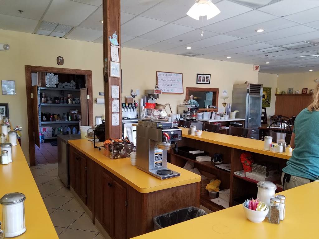 The Owl Country Grille | restaurant | 4953 Le Chalet Blvd #5, Boynton Beach, FL 33436, USA | 5618066398 OR +1 561-806-6398